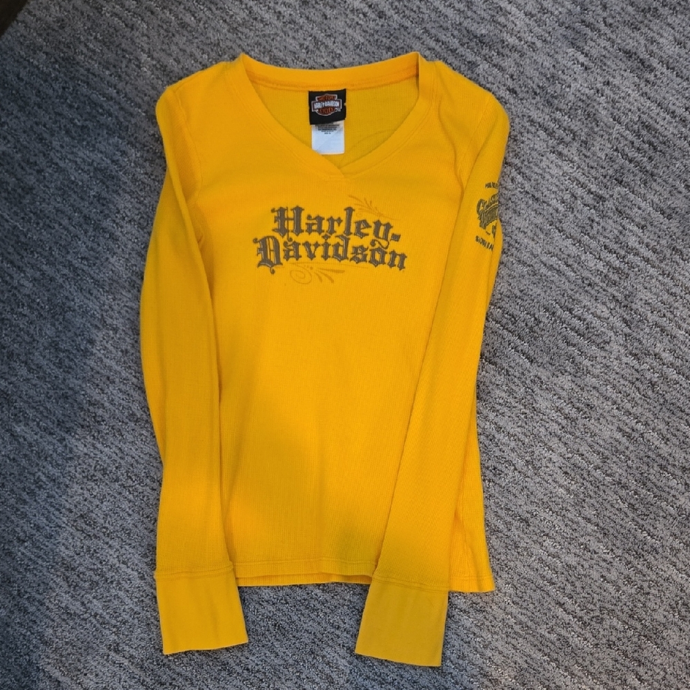 Harley-Davidson Golden Long Sleeve Tee (Fits More Like A Small)